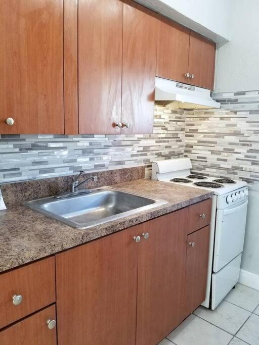 Ultra Glam Apartment 5 Miles From Hard Rock Casino Hollywood Esterno foto